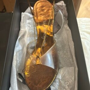 Vintage 1960s bronze gold pumps in great condition for its age!